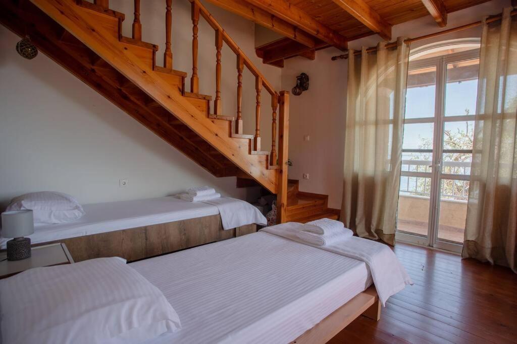 Kohyli Beachfront House Agia Pelagia Chlomou Dış mekan fotoğraf