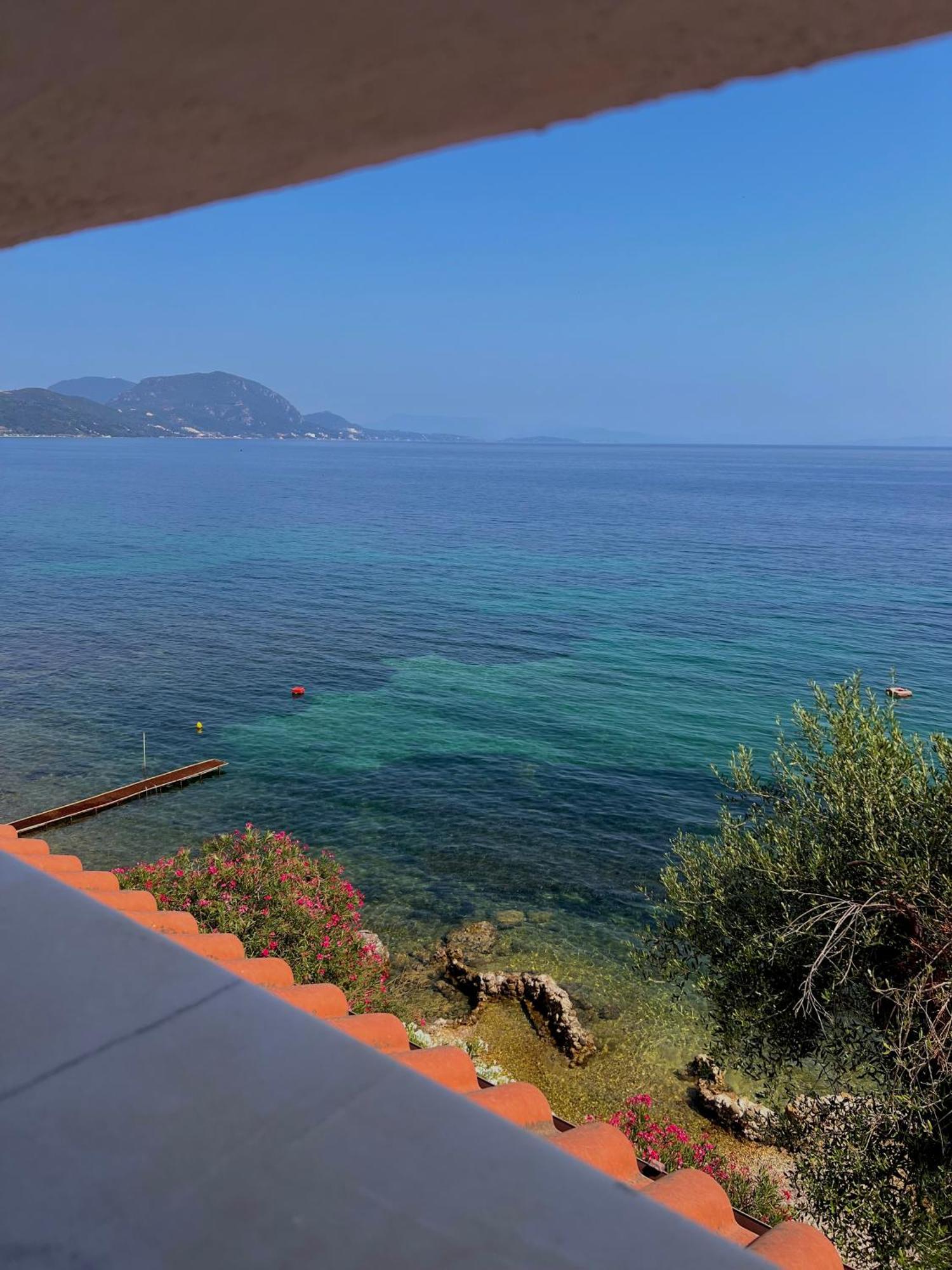 Kohyli Beachfront House Agia Pelagia Chlomou Dış mekan fotoğraf