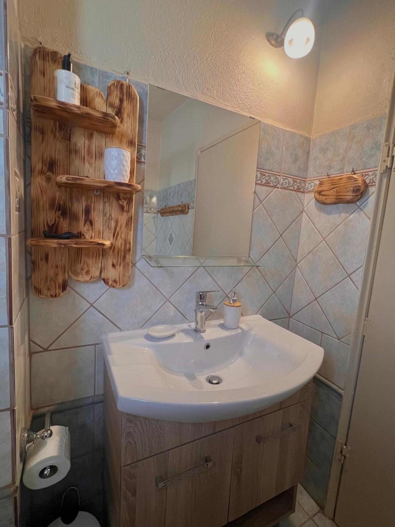 Kohyli Beachfront House Agia Pelagia Chlomou Dış mekan fotoğraf