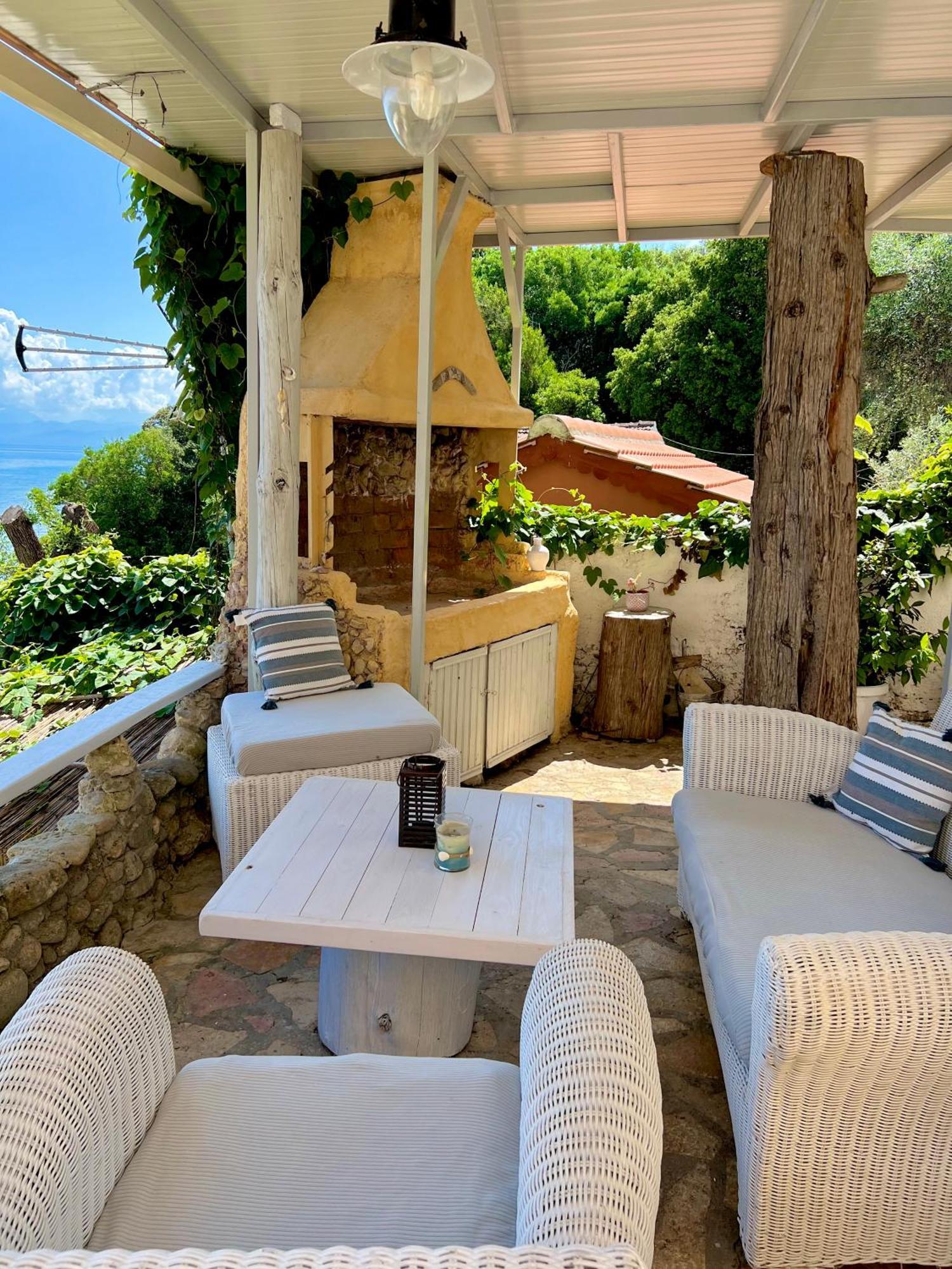 Kohyli Beachfront House Agia Pelagia Chlomou Dış mekan fotoğraf