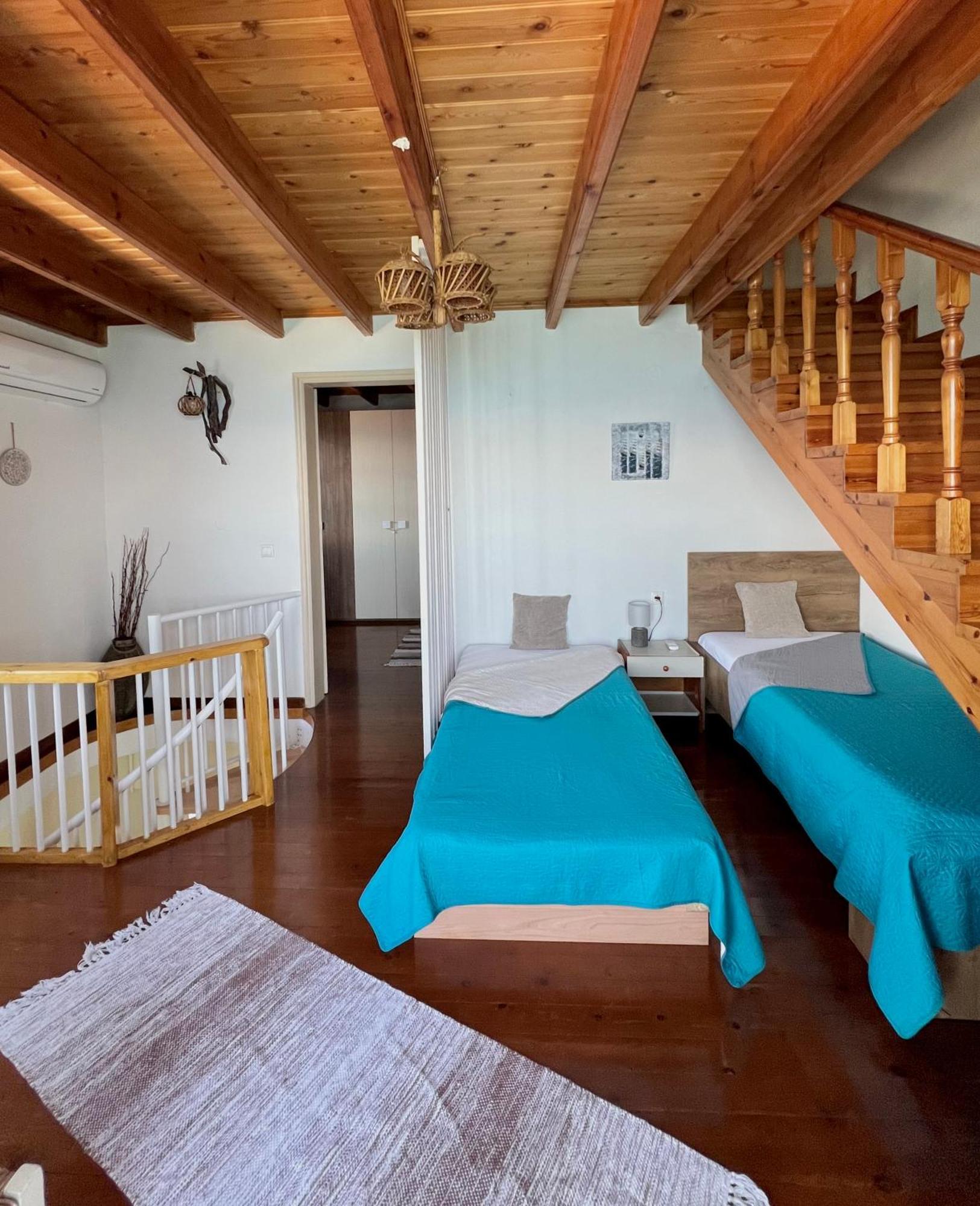 Kohyli Beachfront House Agia Pelagia Chlomou Dış mekan fotoğraf